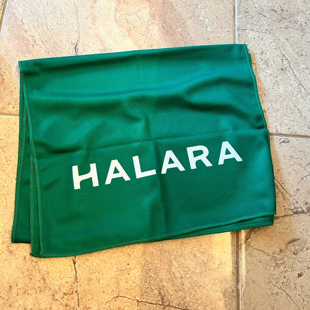 FREE✨Halara Sweat Towel